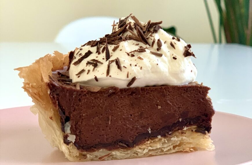 Chocolate Mousse Pie